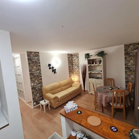 Apartmán Deux Pieces Terrasse Moret-sur-Loing Exteriér fotografie