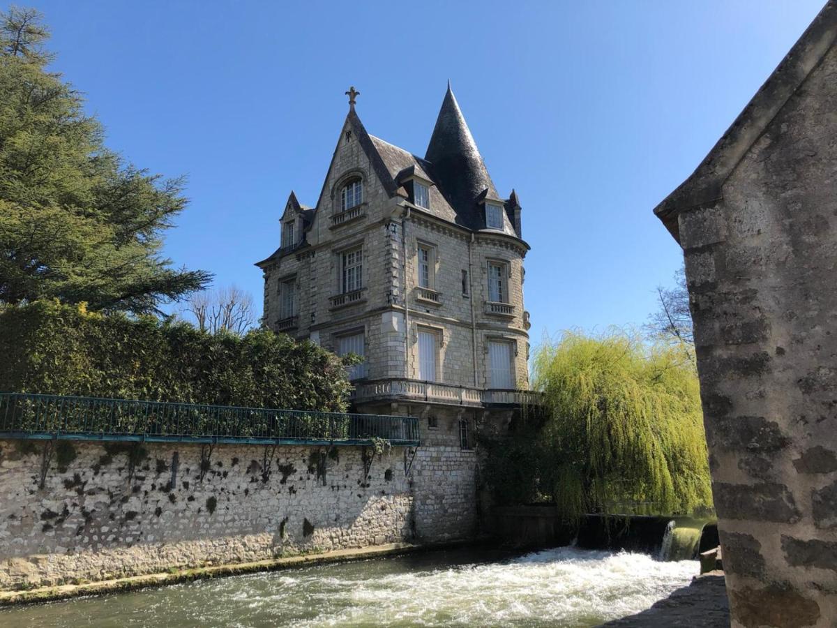 Apartmán Deux Pieces Terrasse Moret-sur-Loing Exteriér fotografie